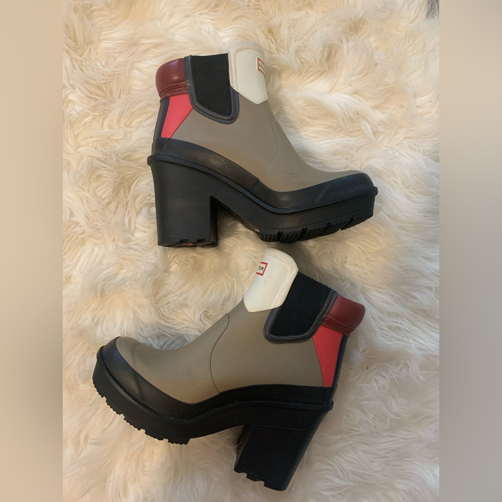 Hunter block heel boots